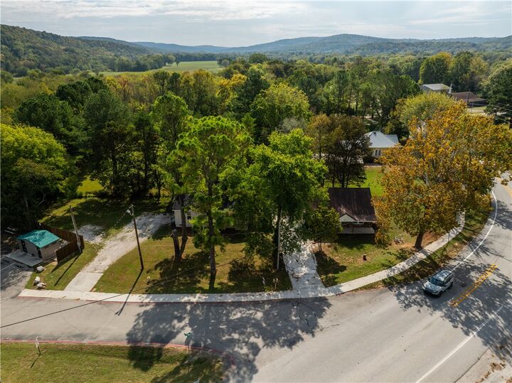 Property Photo: 121 & 129 Main Street AR 72774