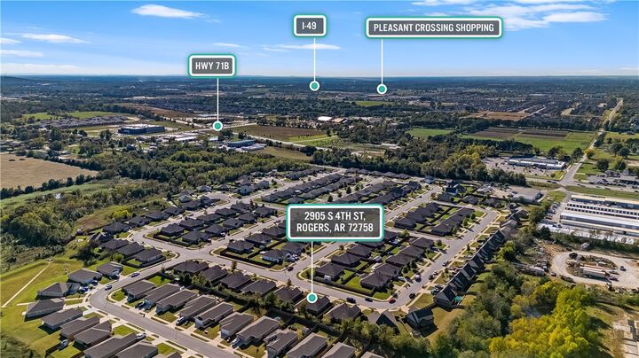 Property Photo: 2905 S 4th Street AR 72758