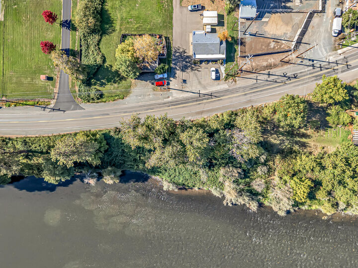 Property Photo: Rogue River Highway OR 97537