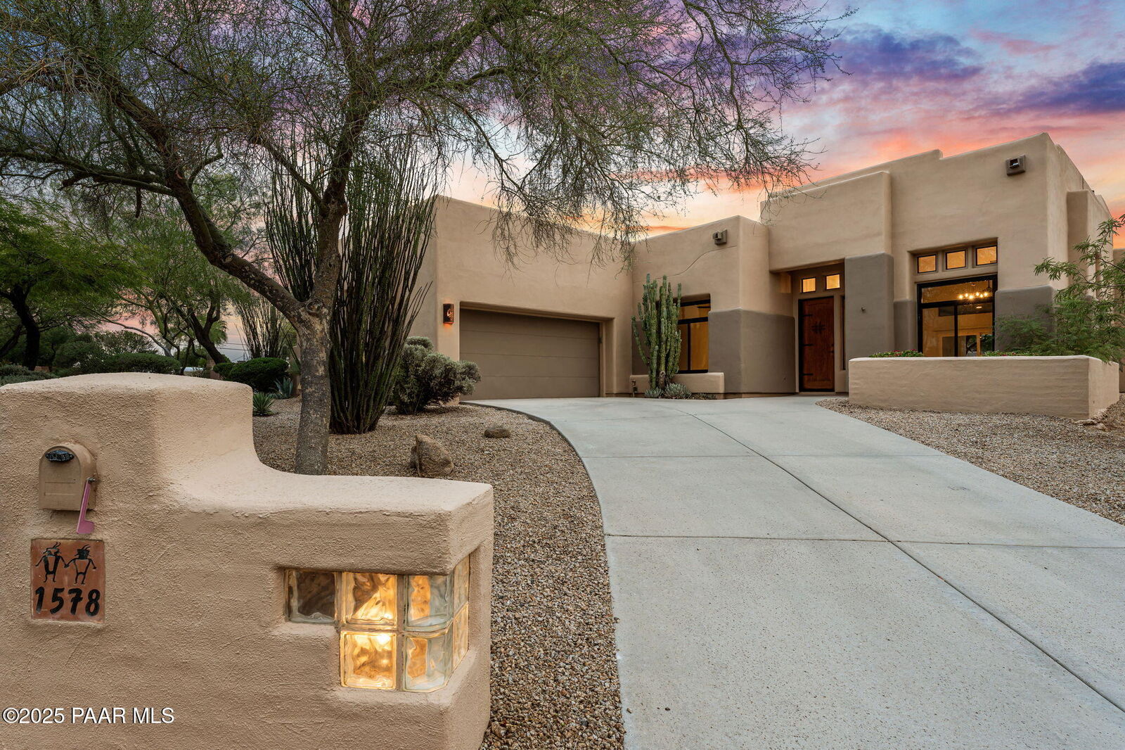 Property Photo:  1578 Calle Encantada  AZ 85390 