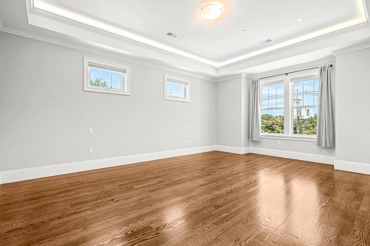 Property Photo:  846 Main Street 4  MA 01890