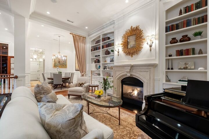 Property Photo:  50 Beacon Street 1  MA 02108 