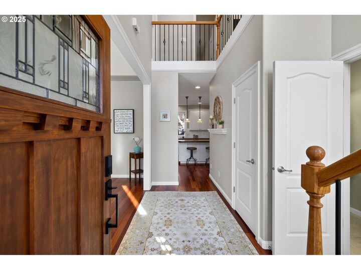 Property Photo: 877 W Lookout Ridge Dr WA 98671
