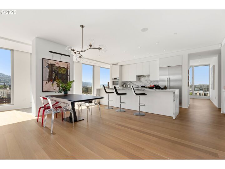 Property Photo: 937 NW Glisan St 1630 OR 97209