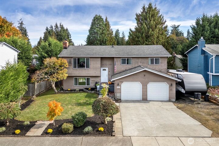 12827  47th Avenue SE  Everett WA 98208 photo