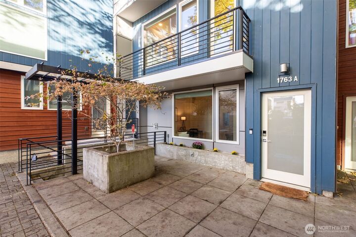 Property Photo:  1763 NW 59th Street Unit A  WA 98107 
