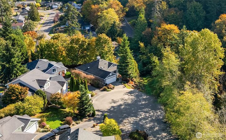 Property Photo: 1052 S 264th Street WA 98198