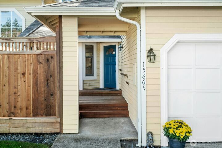 Property Photo: 15865 Northup Way 41 WA 98008