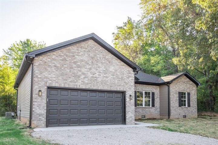 Property Photo:  623 Richardsville Bypass  KY 42101