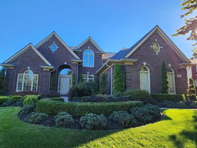 Property Photo:  54060 Birchfield Drive  MI 48316 