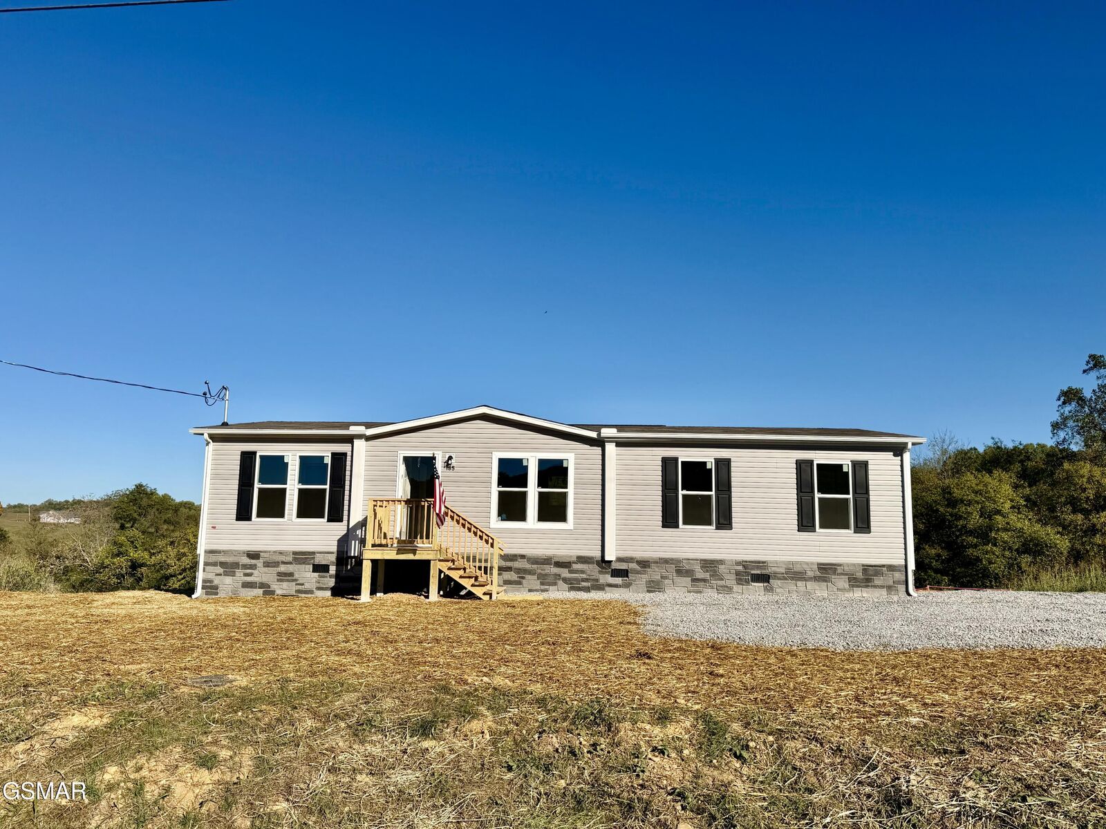 Property Photo: 185 Little Meadow Creek Road TN 37743