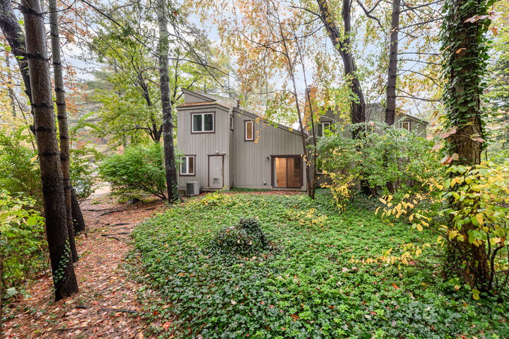 Property Photo: 3 Talcott Glen D CT 06032