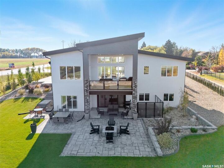 Property Photo: 100 Greenbryre Crescent N SK S7V 0J5