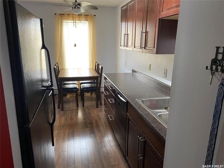 Property Photo: 274 Pinehouse Drive 19 SK S7K 4W9