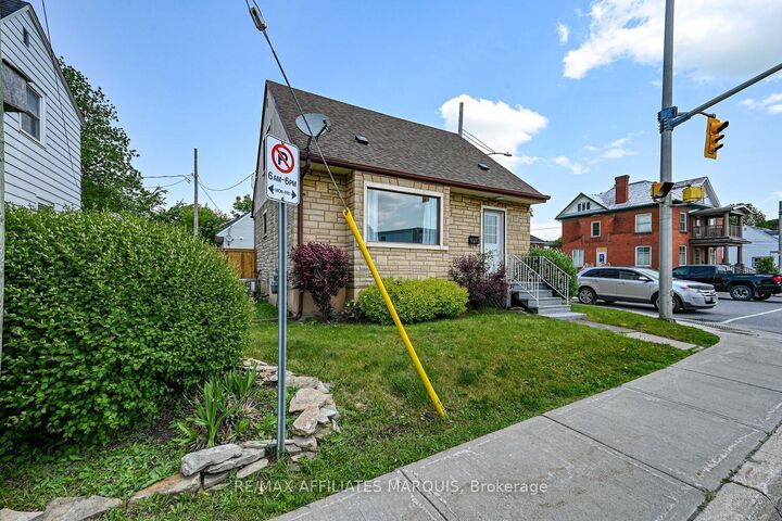 157 Elmsley Street N  Smiths Falls ON K7A 2H8 photo