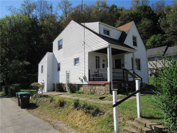 Property Photo: 100 Curtis St PA 15084