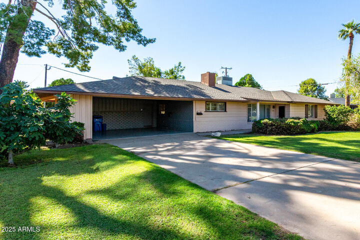 Property Photo:  1339 E Luke Avenue  AZ 85014 