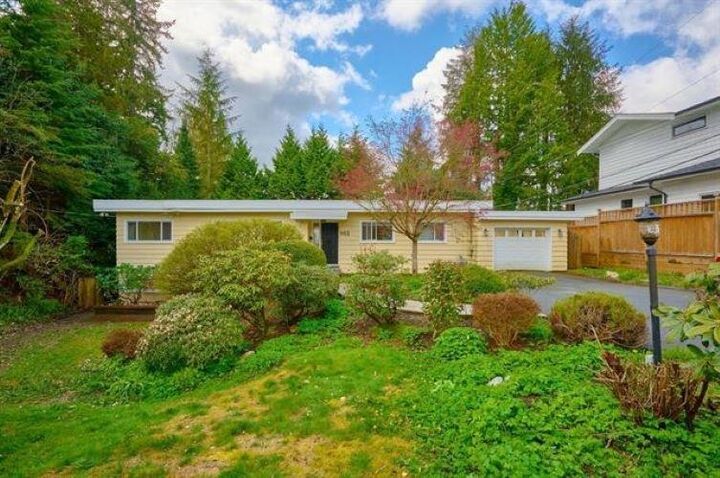 Property Photo: 963 Belmont Avenue BC V7R 1J9