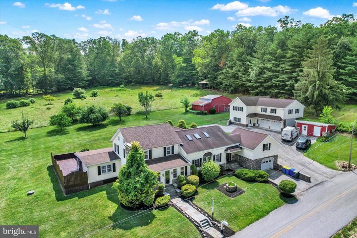 Property Photo:  7877 Gnatstown Road  PA 17331 