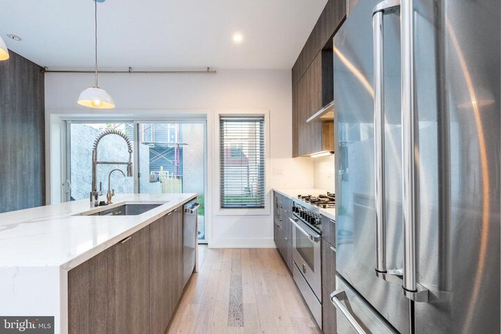 Property Photo: 2058 E Susquehanna Avenue PA 19125