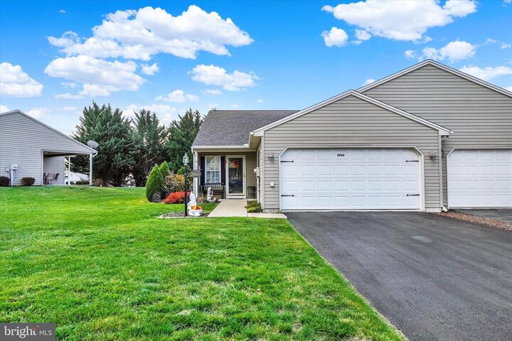Property Photo:  2860 Golden Villas Drive  PA 17408 