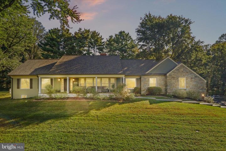 Property Photo:  6811 White Rock Road  VA 20124 