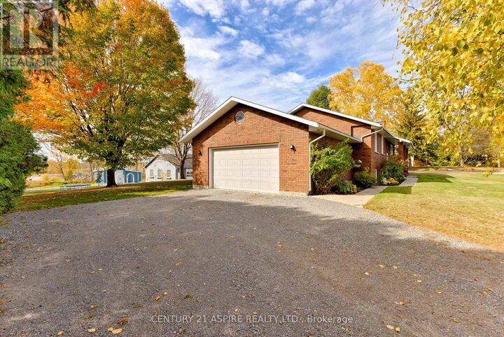 Property Photo: 75 Pembroke Street ON K0J 1K0