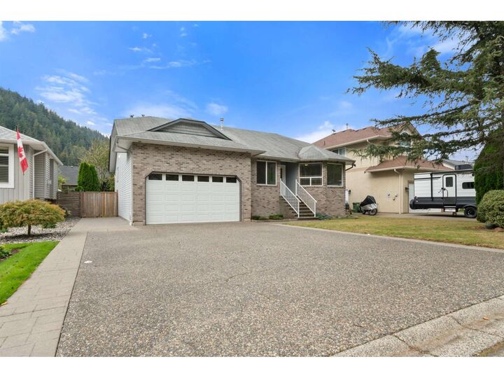 Property Photo: 322 Miami River Drive BC V0M 1K0