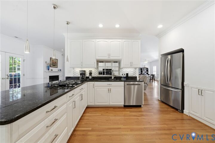 Property Photo: 11904 Brandyview Lane VA 23233