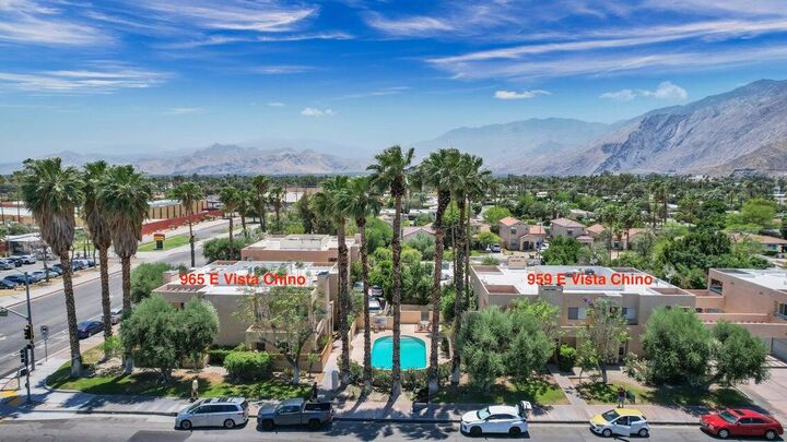 Property Photo: 959 E Vista Chino CA 92262