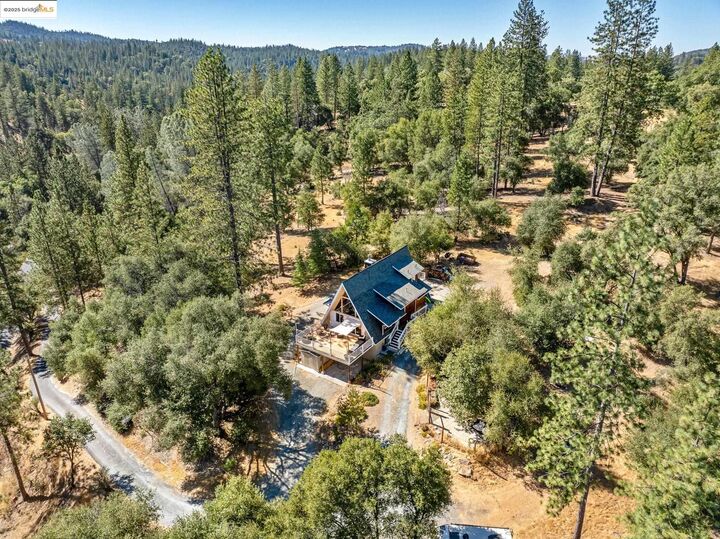 20892 McKinley Way  Groveland CA 95321 photo