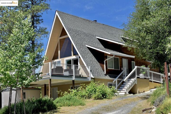 20892 McKinley Way  Groveland CA 95321 photo