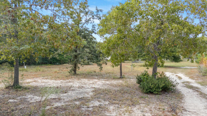 Property Photo: 5783 Co Rd 1087 FL 32433