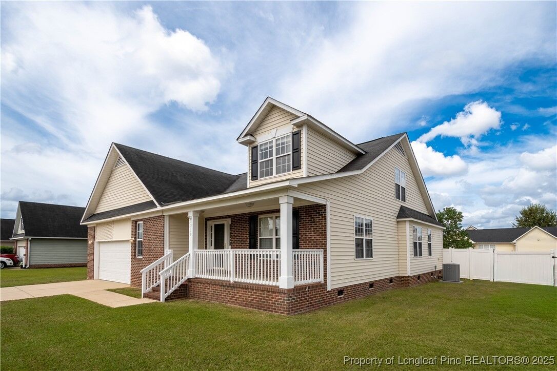 Property Photo: 8238 English Saddle Drive NC 28314