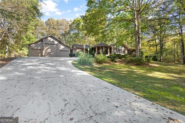 6985 Spout Springs Road  Flowery Branch GA 30542 photo