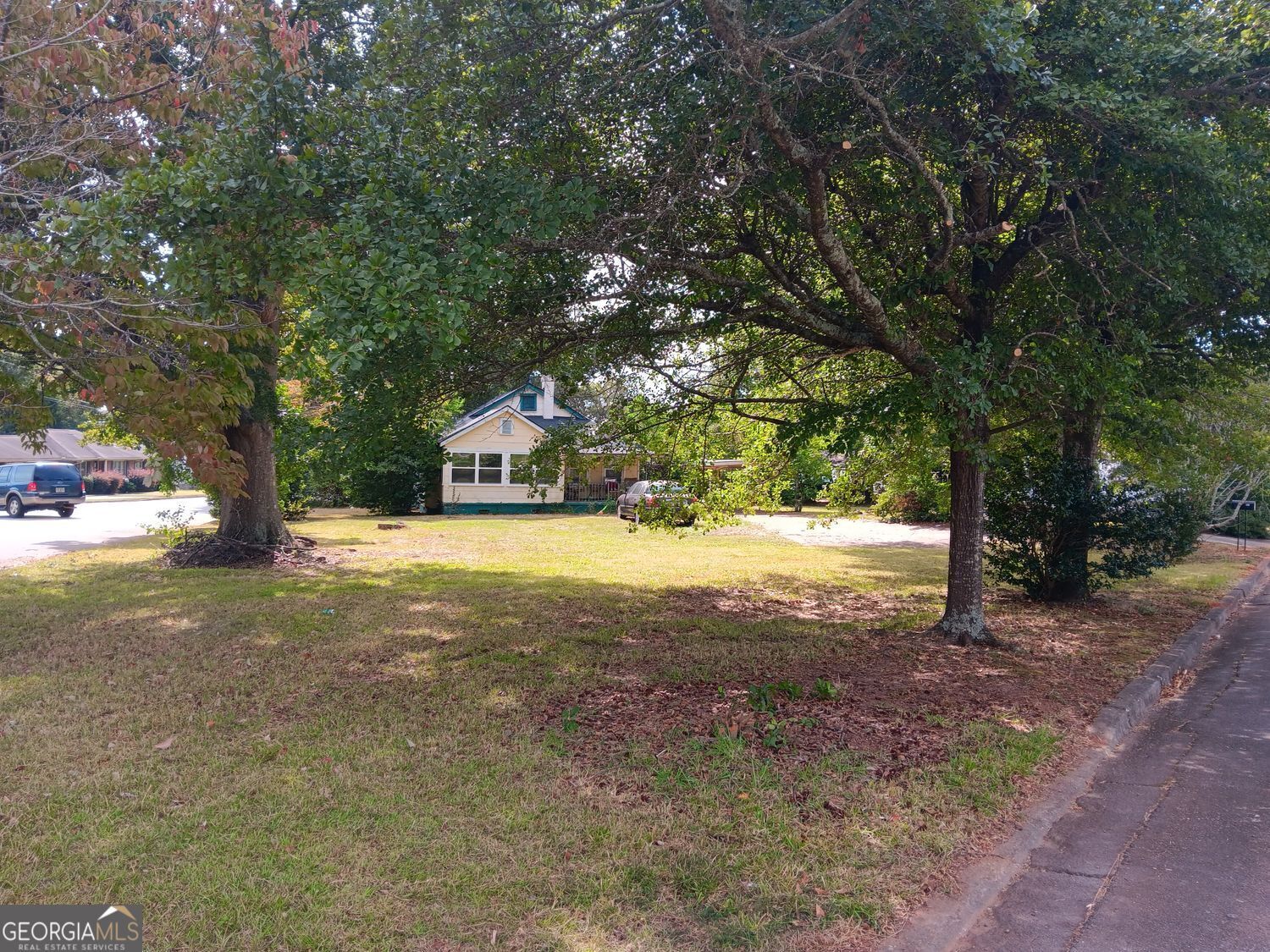 Property Photo:  406 Brookwood Drive  GA 30286