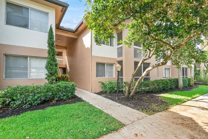 9899 Westview Dr 516  Coral Springs FL 33076 photo