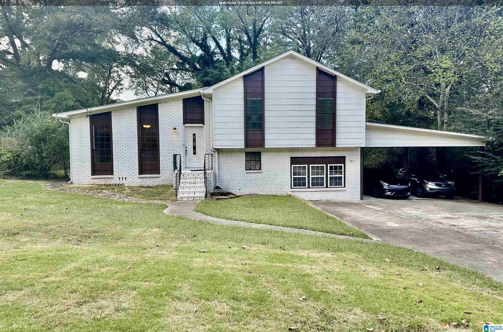 Property Photo: 5884 Janet Drive AL 35173