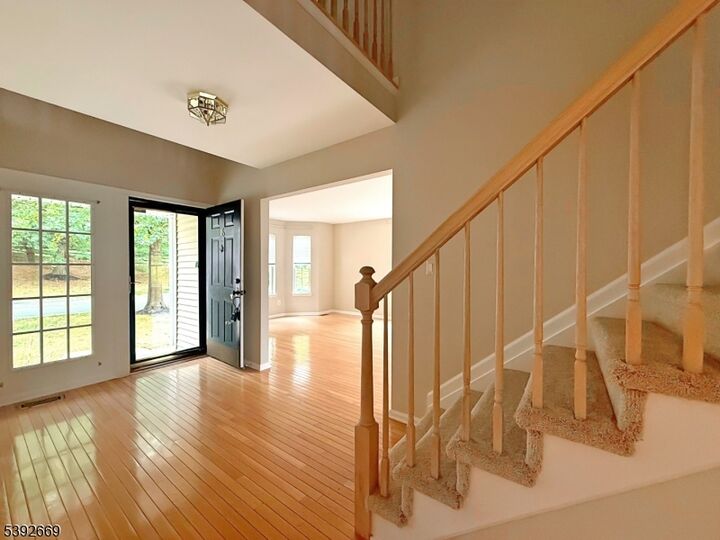Property Photo: 16 Shackamaxon Ter NJ 08801