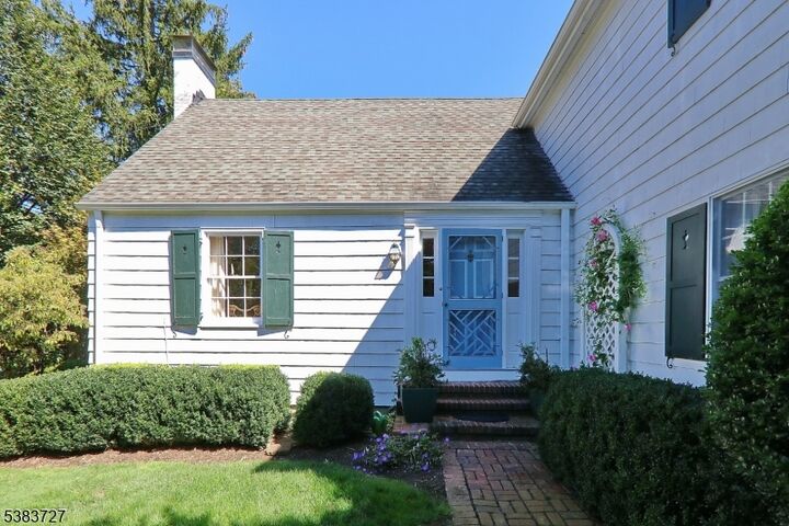 Property Photo: 4 Normandie Pl NJ 07016