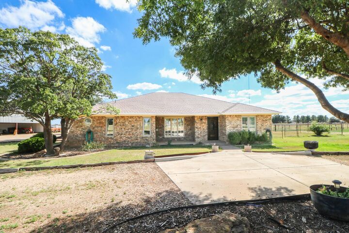 5525 126th Street  Lubbock TX 79424 photo