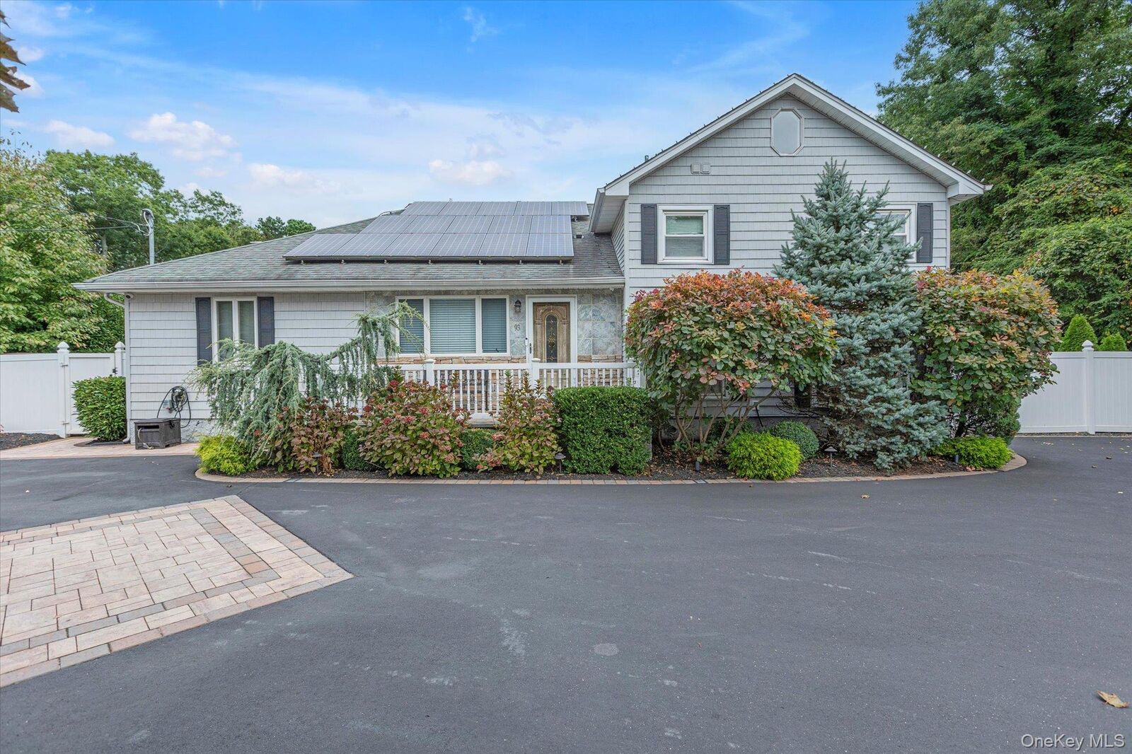 Property Photo:  93 Gibbs Pond Road  NY 11767 