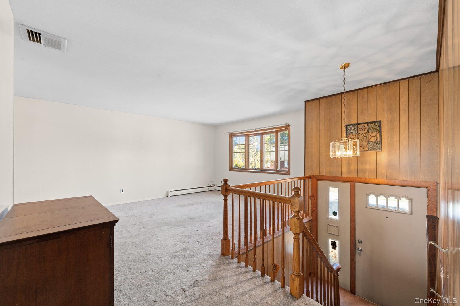 Property Photo:  444 S 6th Street  NY 11757 