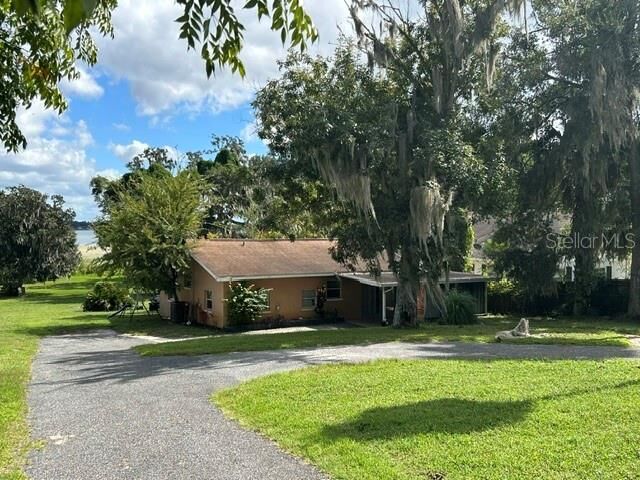 Property Photo:  2316 N Griffin Drive  FL 34748 