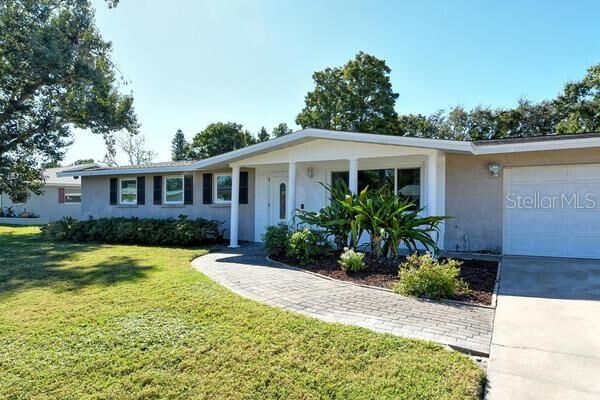 Property Photo: 4503 22nd Avenue W FL 34209