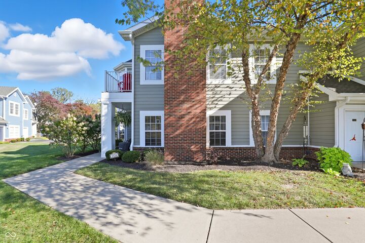 Property Photo: 1120 Falcon Ridge IN 46280