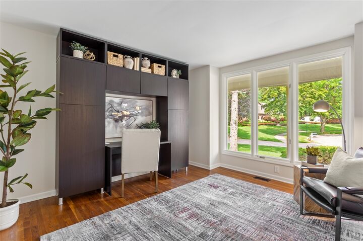 Property Photo:  6890 Duchess Court  MI 48098-2232 