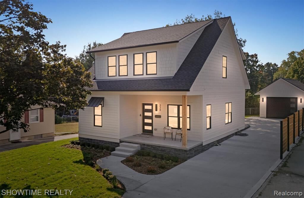 Property Photo:  334 Romeo Road  MI 48307 1560