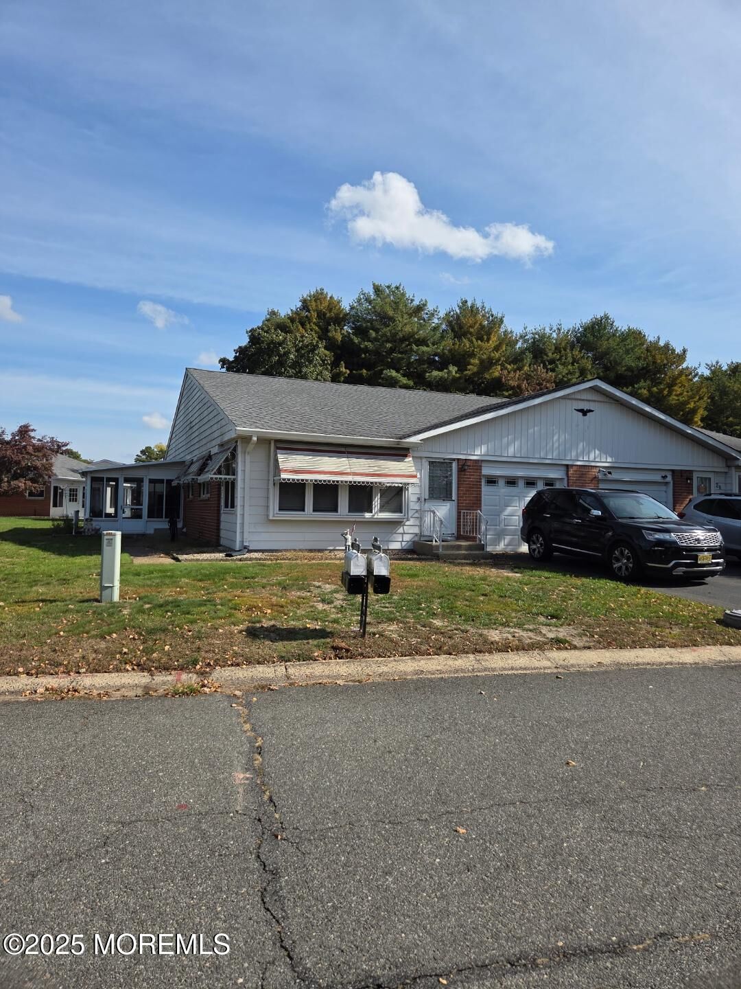 Property Photo:  2A Crockett Lane A  NJ 08759