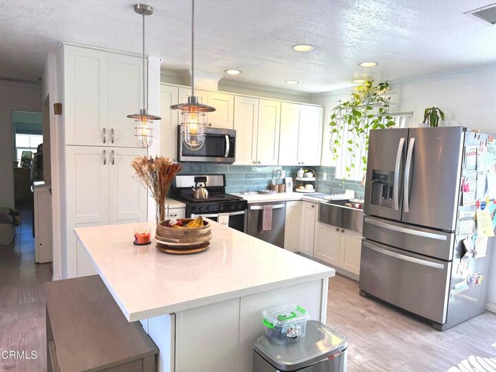 Property Photo:  2633 Captains Avenue  CA 93041 